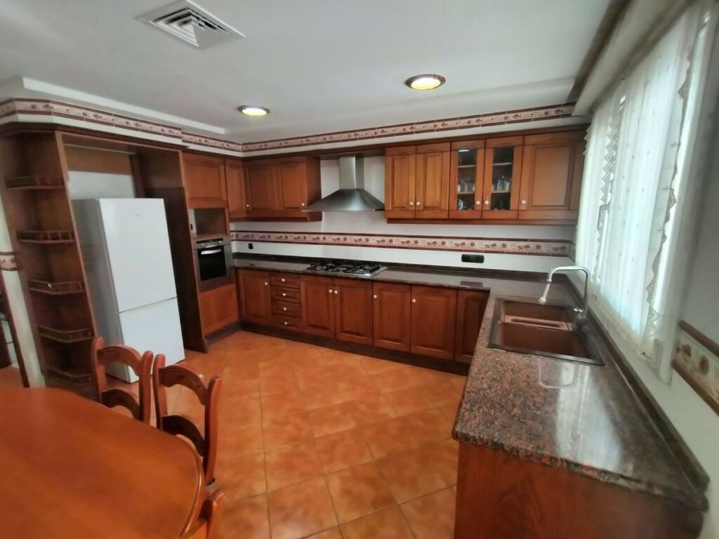 Detached Villa Elda Alicante - image 13