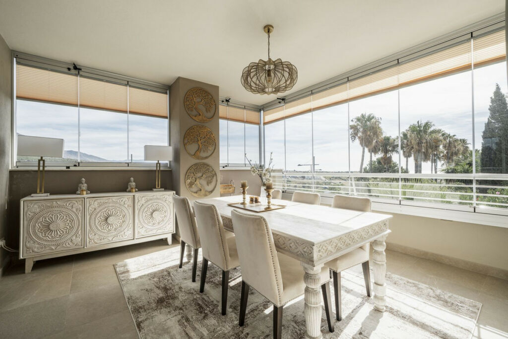 Middle Floor Apartment Estepona Málaga - image 13