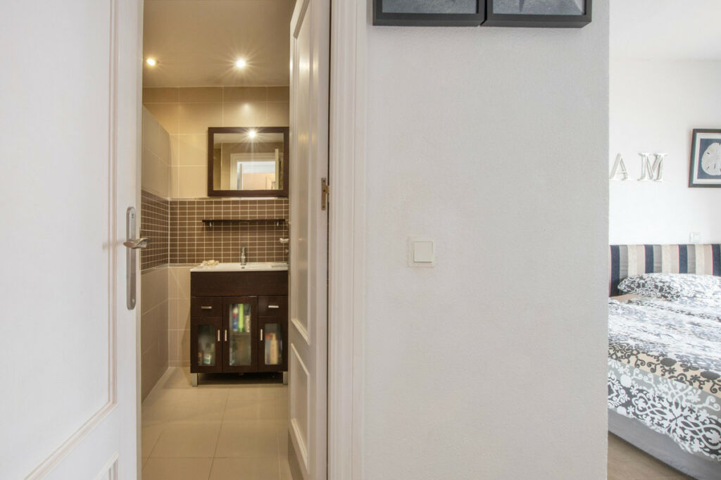 Ground Floor Apartment Calahonda Málaga - image 13