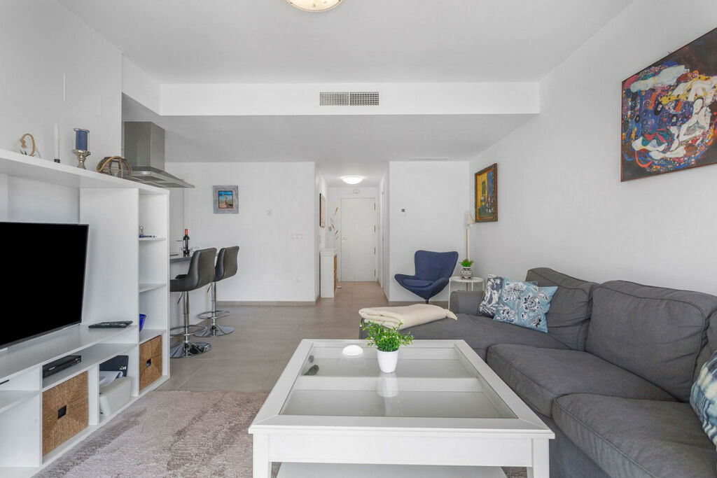 Middle Floor Apartment Villamartin Alicante - image 13