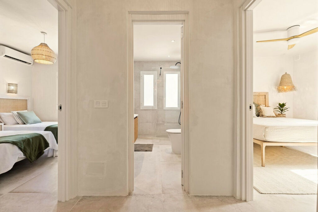 Detached Villa El Chaparral Málaga - image 13