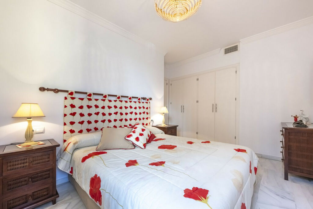Semi-Detached House Marbella Málaga - image 13