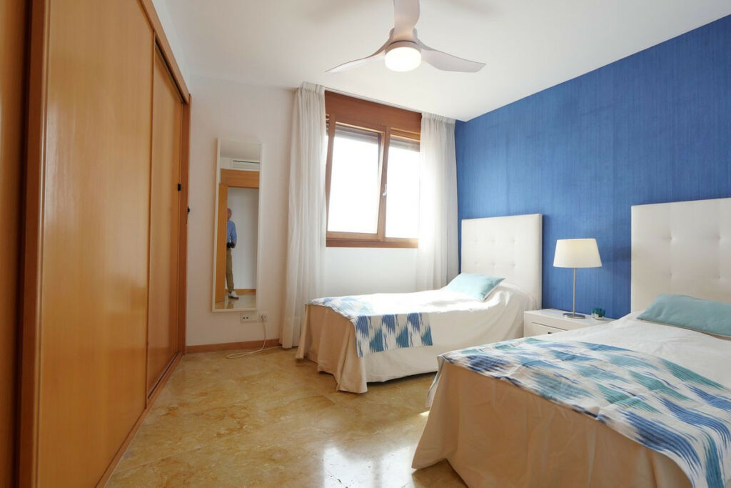 Penthouse Altos de los Monteros Málaga - image 13