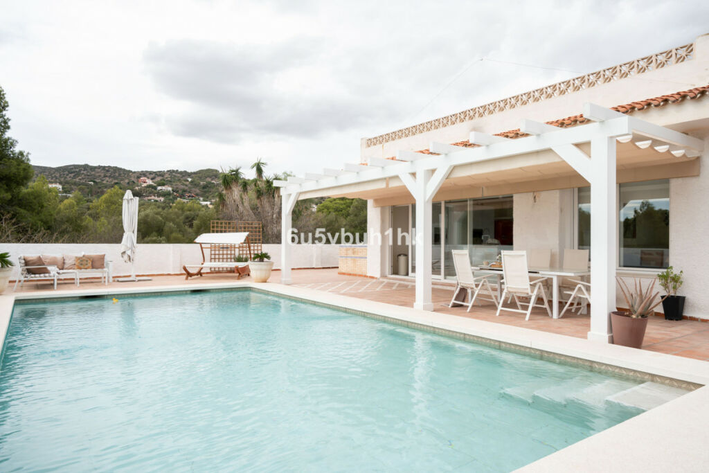 Detached Villa Málaga Málaga - image 13