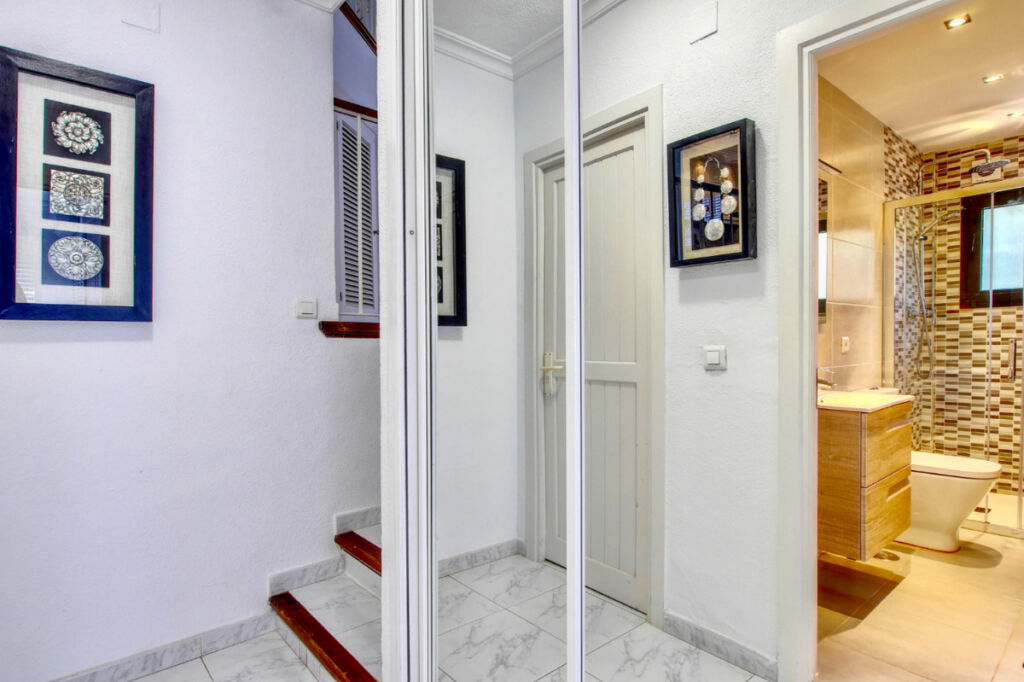 Penthouse Puerto de Cabopino Málaga - image 13