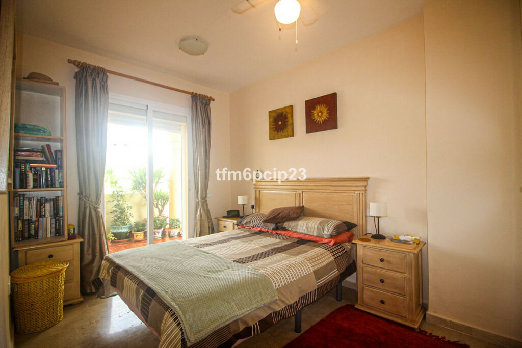 Penthouse Duplex La Duquesa Málaga - image 13