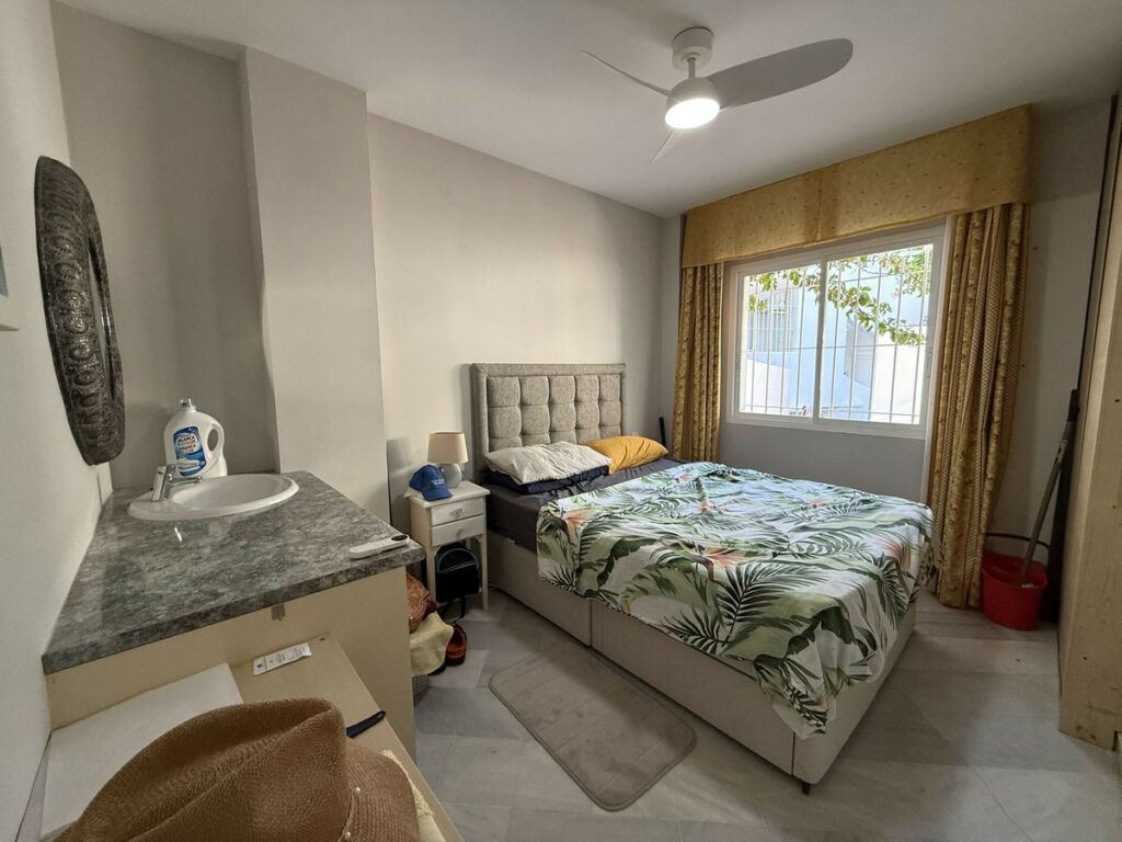 Ground Floor Apartment Calahonda Málaga - image 13