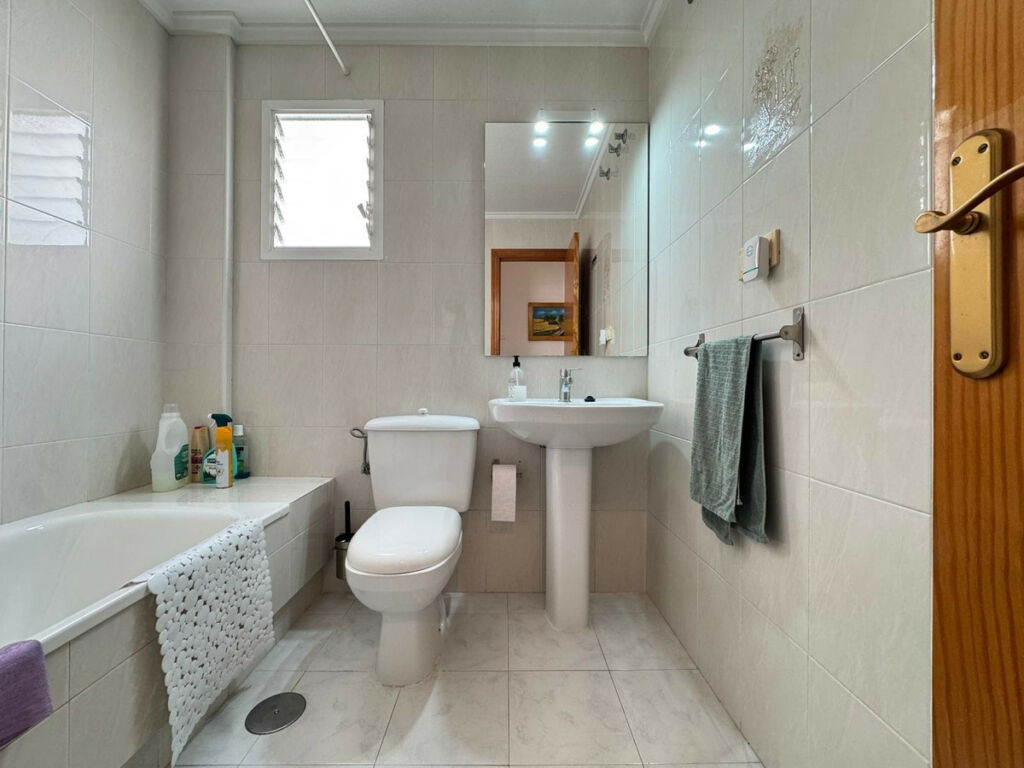 Penthouse Torrevieja Alicante - image 13