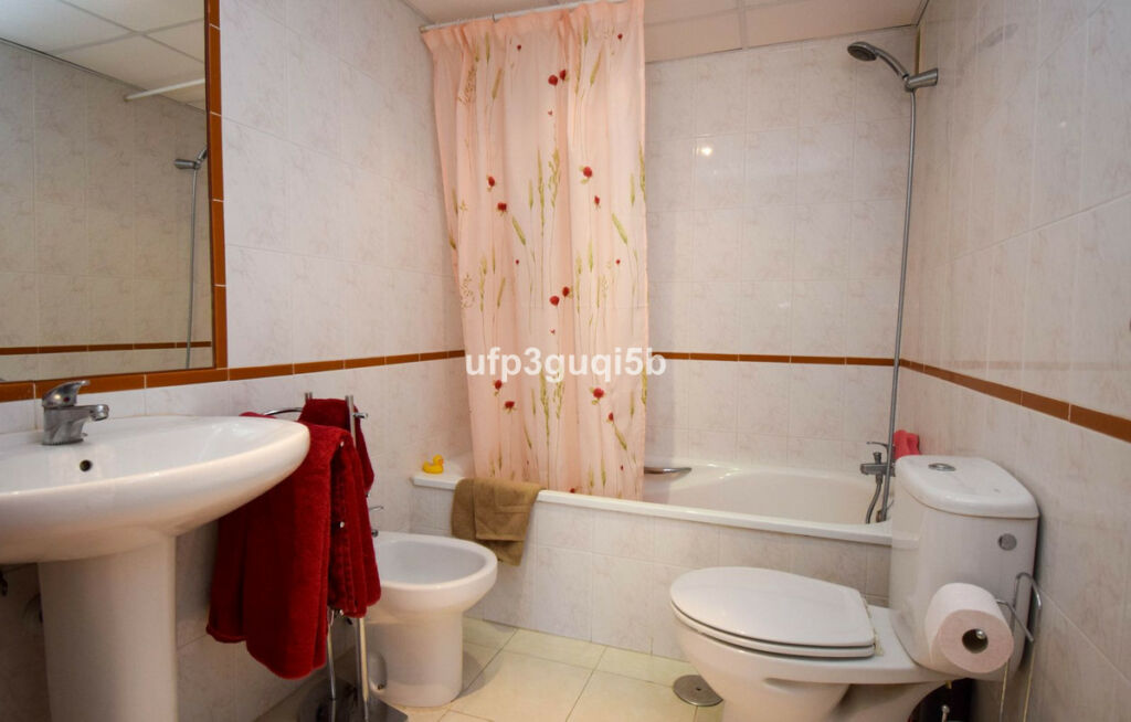 Top Floor Apartment Torrequebrada Málaga - image 13