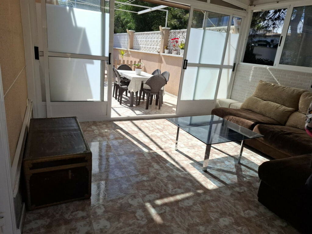 Bungalow Torrevieja Alicante - image 13