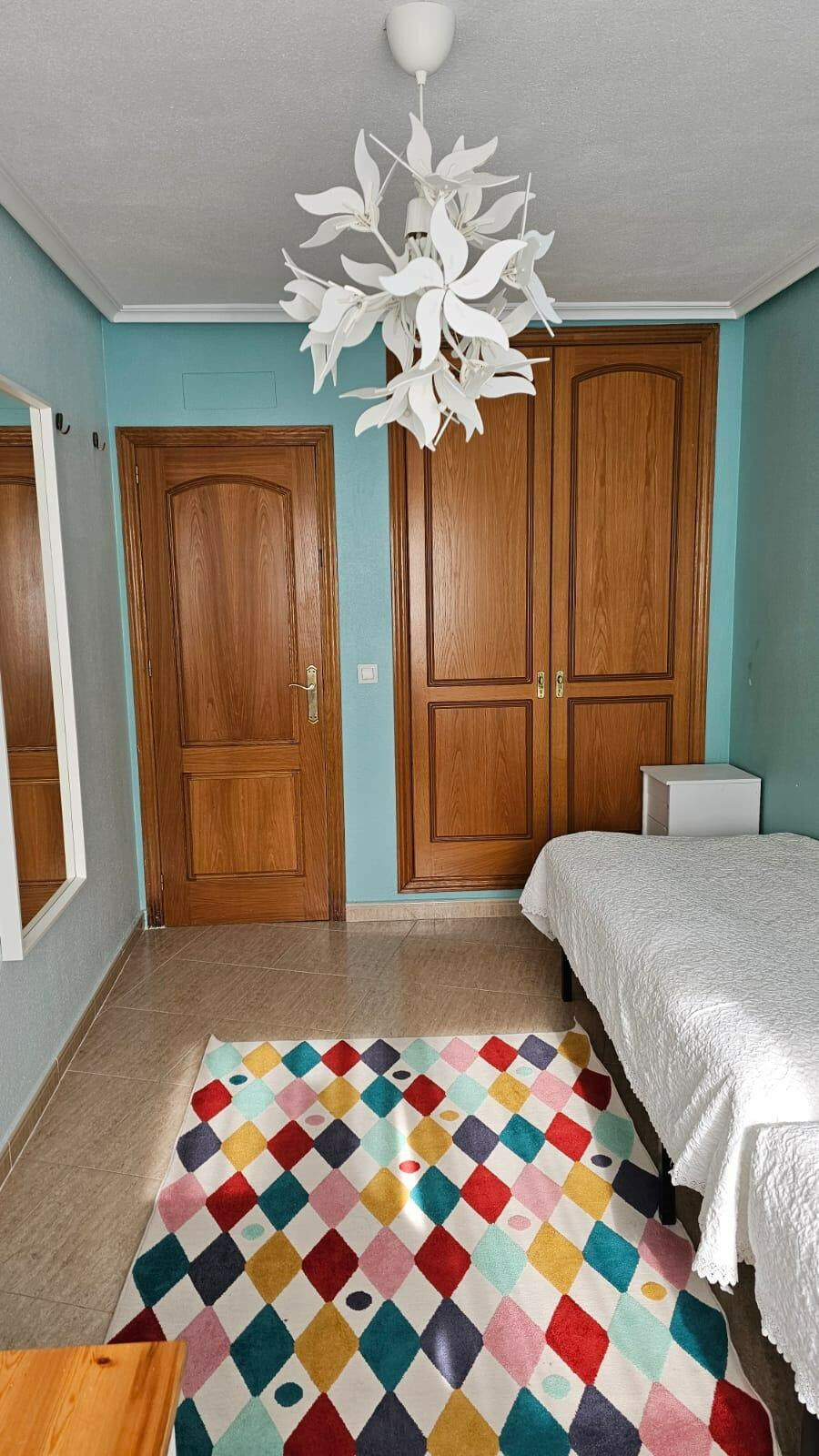 Middle Floor Apartment Torrevieja Alicante - image 13