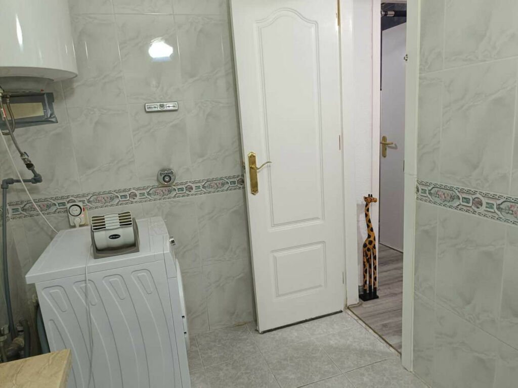 Townhouse Torrevieja Alicante - image 13