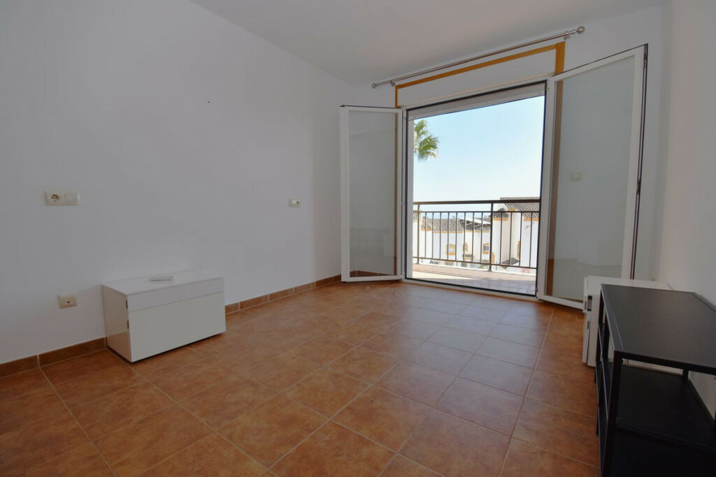 Townhouse Fuengirola Málaga - image 13