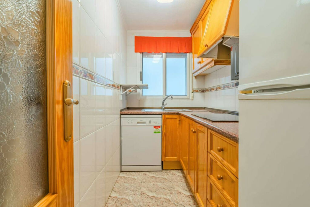 Middle Floor Apartment Playa Del Cura Alicante - image 13