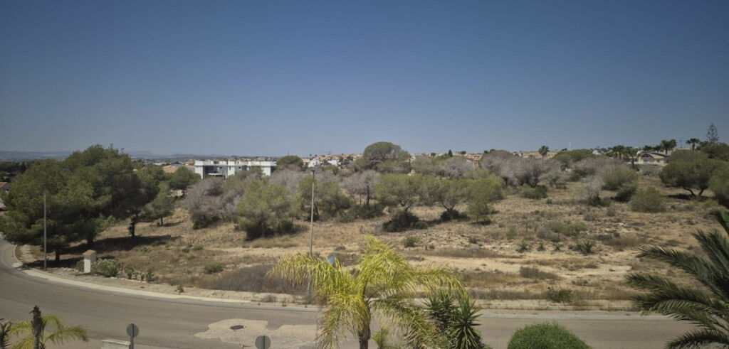 Detached Villa Ciudad Quesada Alicante - image 13