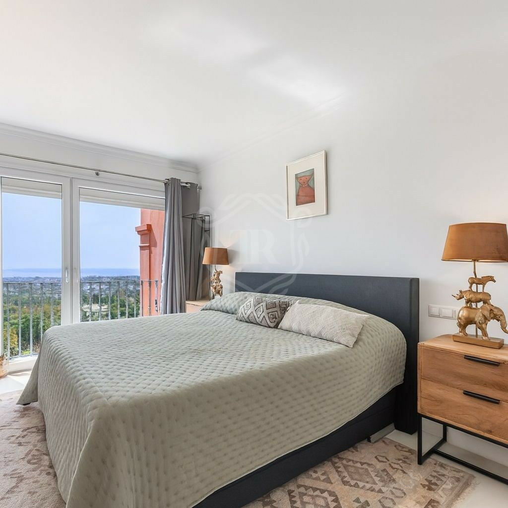 Duplex Monte Halcones Málaga - image 13
