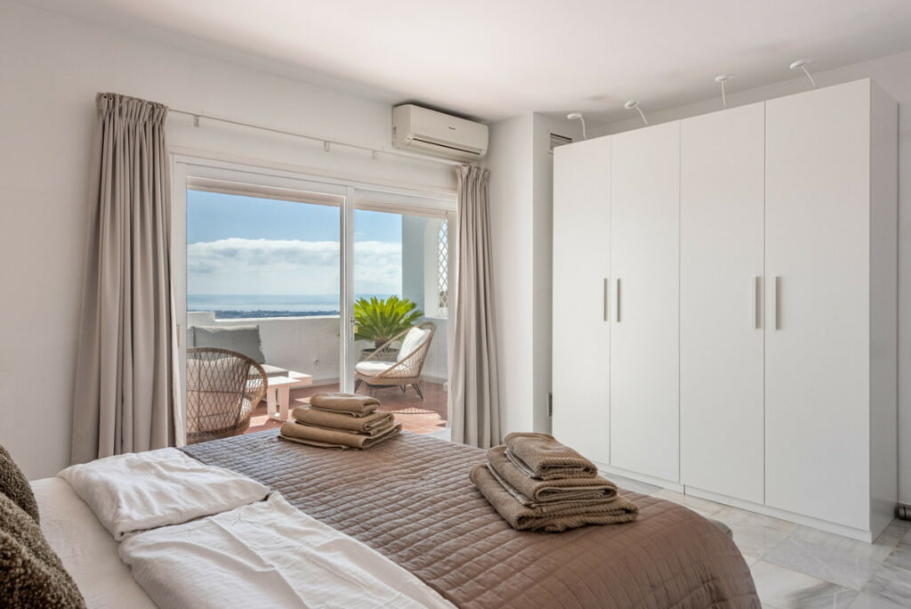 Penthouse Duplex Benahavís Málaga - image 13