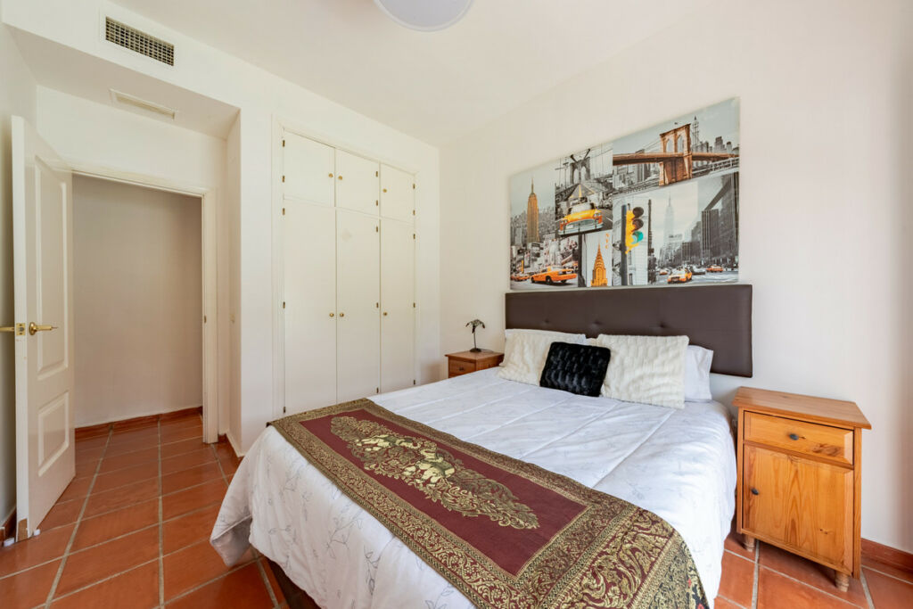 Detached Villa Sotogrande Alto Cádiz - image 14