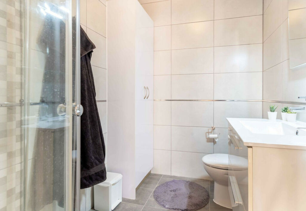 Penthouse Sierrezuela Málaga - image 14