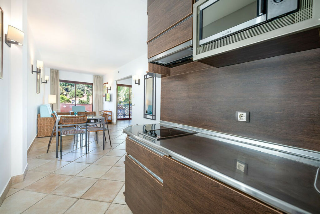 Top Floor Apartment Benahavís Málaga - image 14