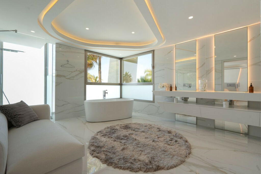 Detached Villa Los Monteros Málaga - image 14