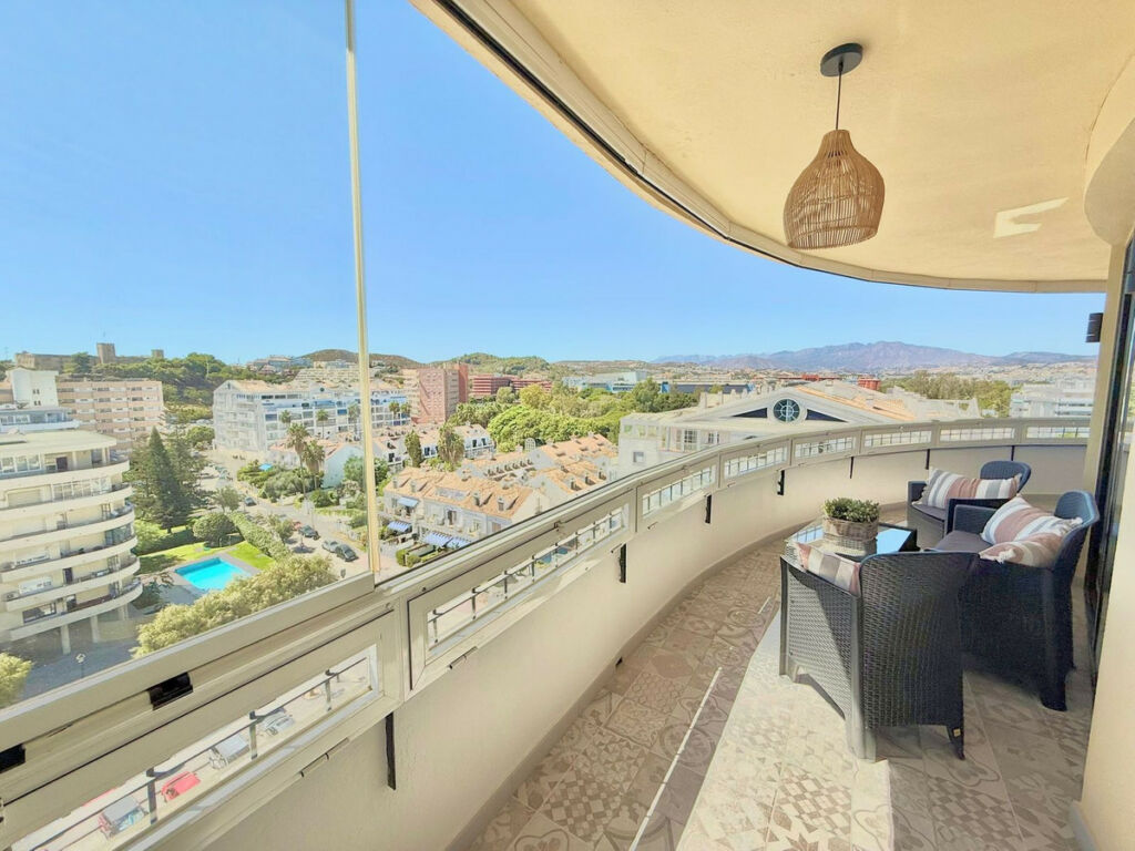 Middle Floor Apartment Fuengirola Málaga - image 14
