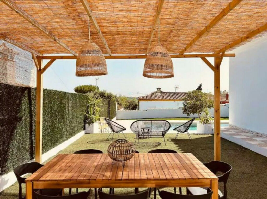Detached Villa Estepona Málaga - image 14