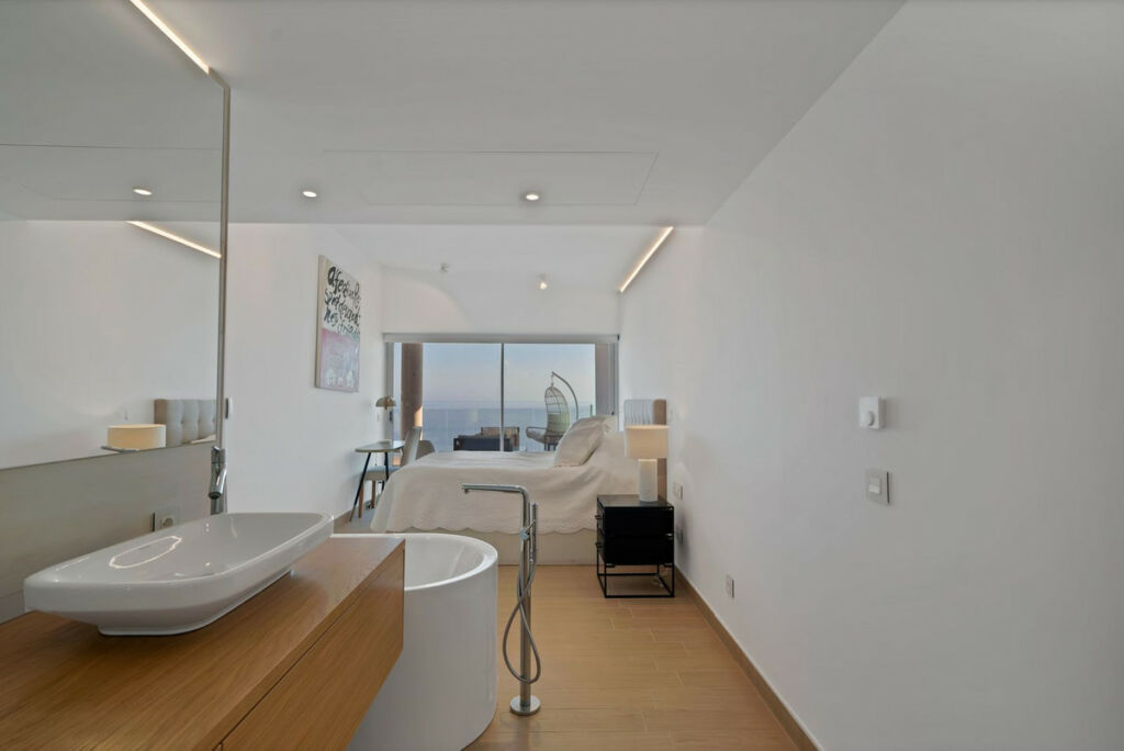Penthouse Fuengirola Málaga - image 14
