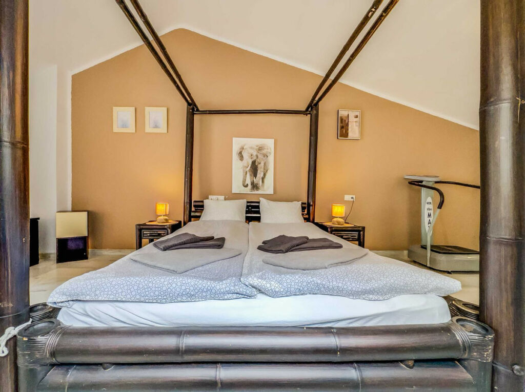Penthouse Fuengirola Málaga - image 14