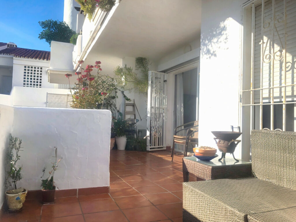 Middle Floor Apartment Bel Air Málaga - image 14