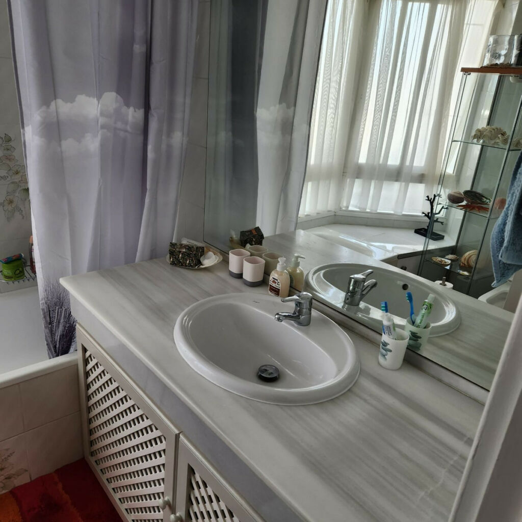 Ground Floor Apartment Calahonda Málaga - image 10