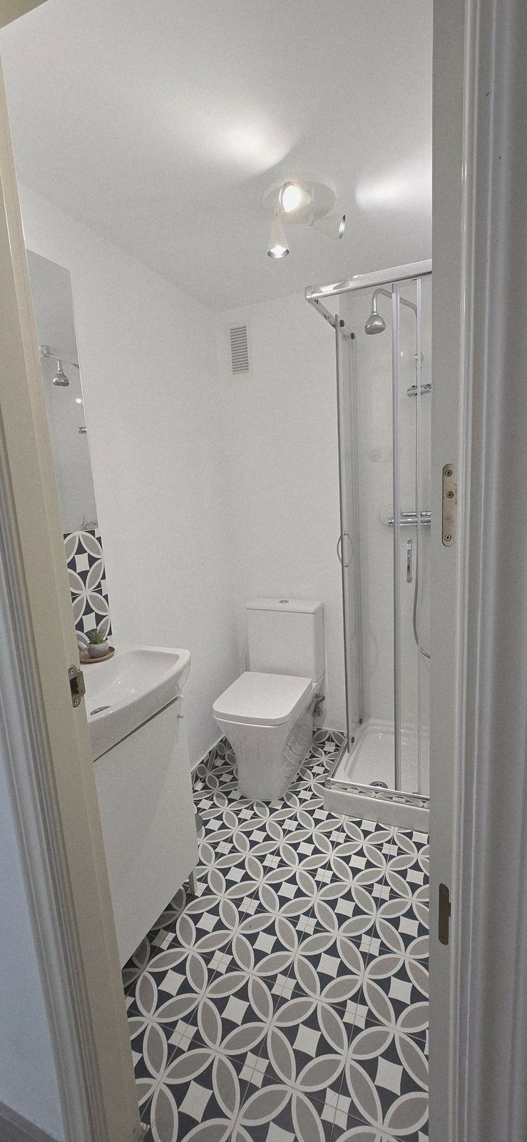 Middle Floor Apartment Fuengirola Málaga - image 14