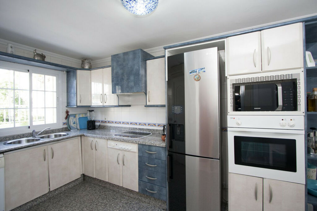 Townhouse Nerja Málaga - image 14