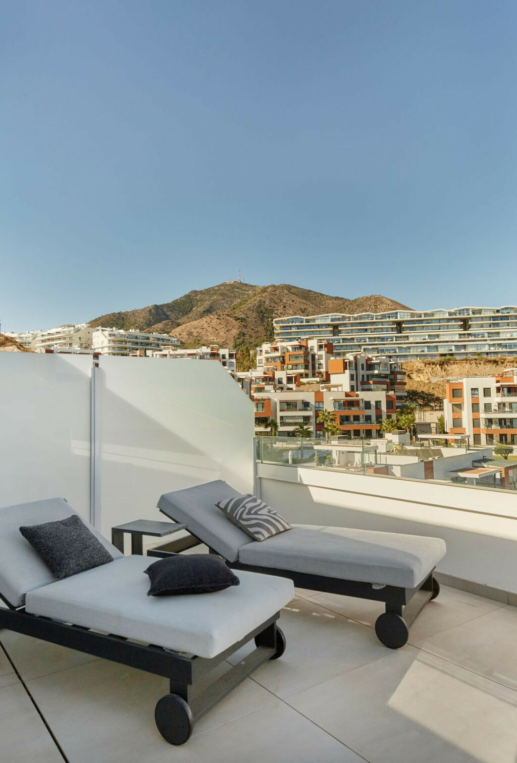 Penthouse Duplex Higueron Málaga - image 14