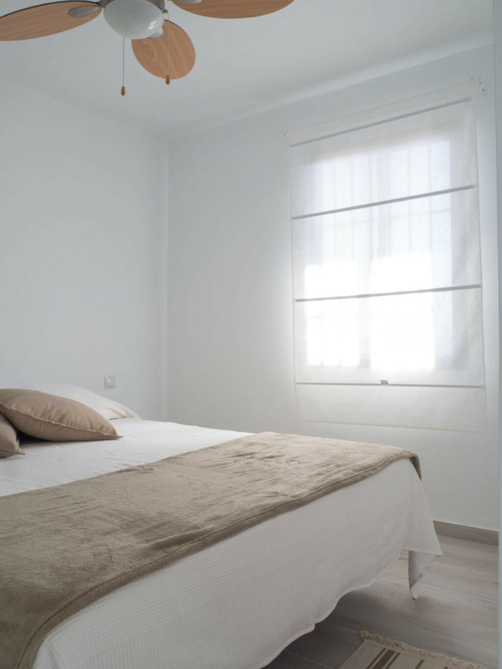 Middle Floor Apartment Cortijo Blanco Málaga - image 13