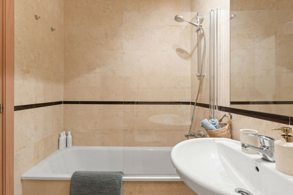 Ground Floor Apartment Estepona Málaga - image 14
