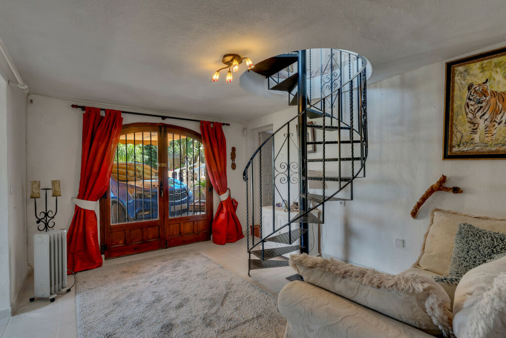 Detached Villa Orba Alicante - image 14