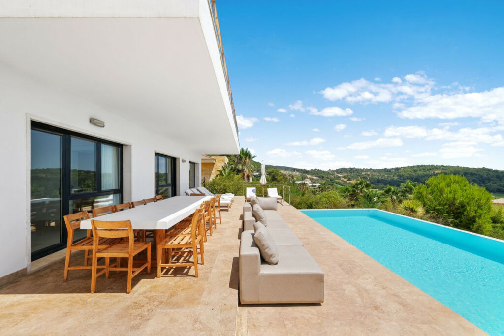 Detached Villa Sotogrande Cádiz - image 14