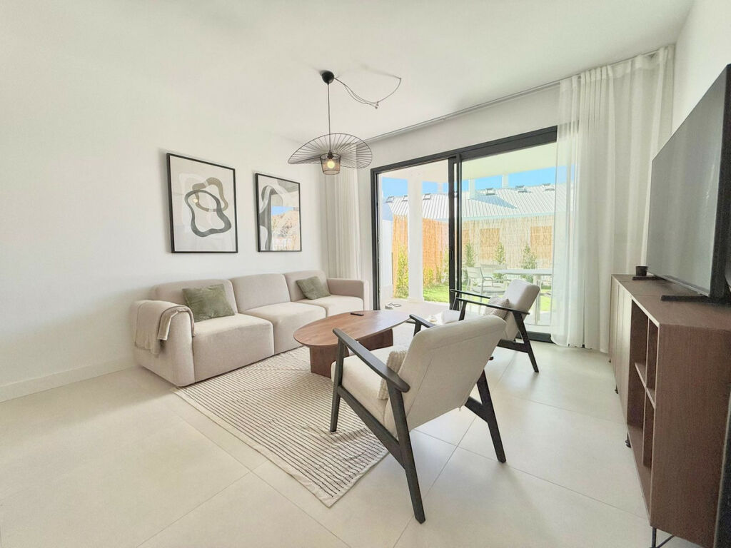 Ground Floor Apartment Higueron Málaga - image 14