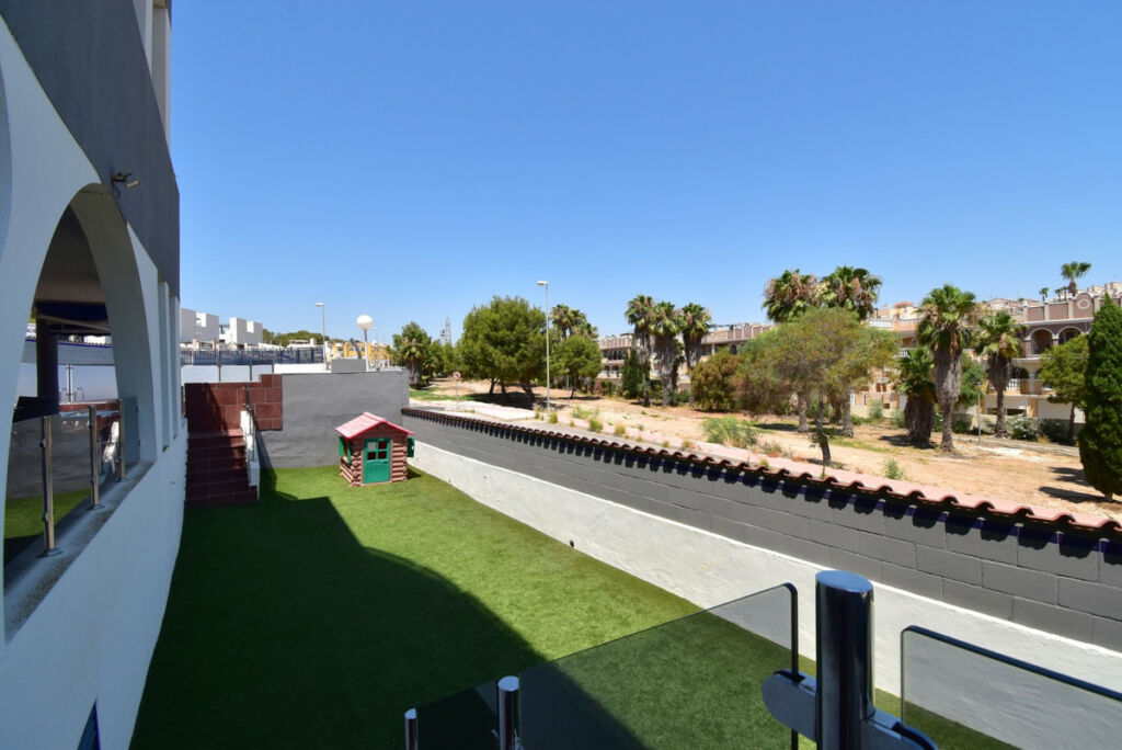 Ground Floor Apartment Villamartin Alicante - image 14