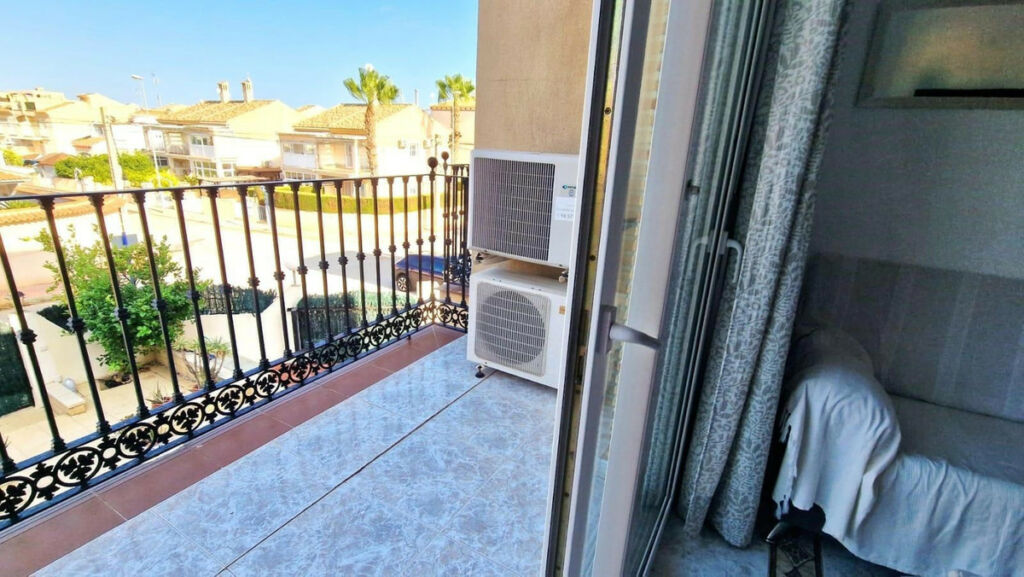 Townhouse La Zenia Alicante - image 14
