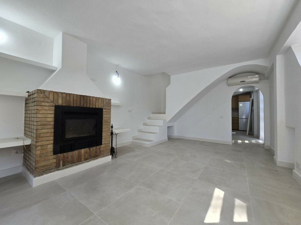 Semi-Detached House Elviria Málaga - image 14