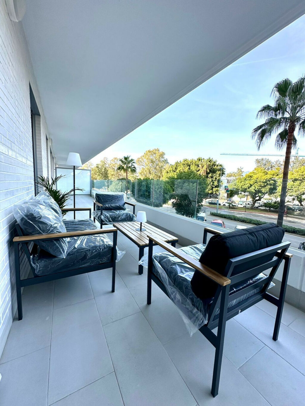 Middle Floor Apartment Nueva Andalucía Málaga - image 14