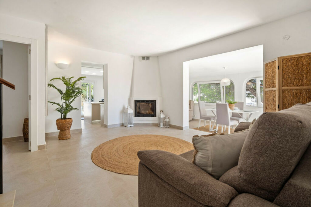 Detached Villa Torreblanca Málaga - image 14
