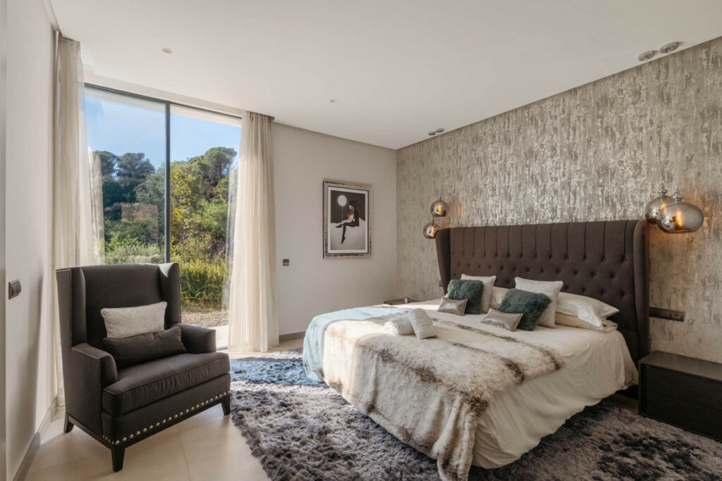 Detached Villa Benahavís Málaga - image 14