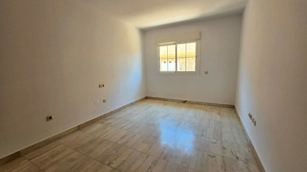 Townhouse La Cala de Mijas Málaga - image 14
