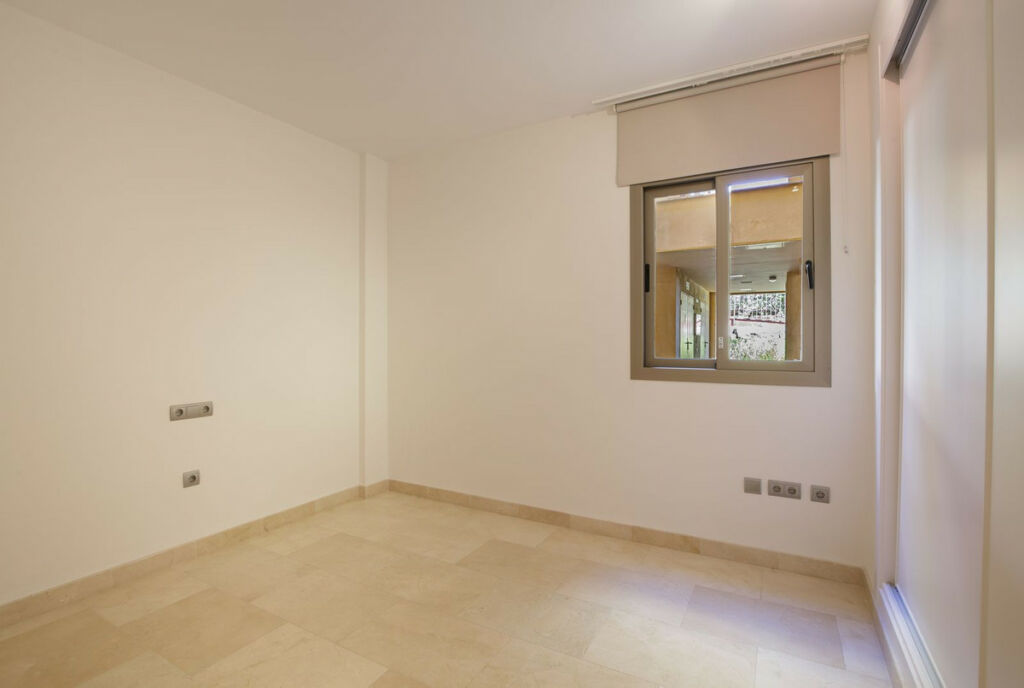 Ground Floor Apartment Benahavís Málaga - image 14