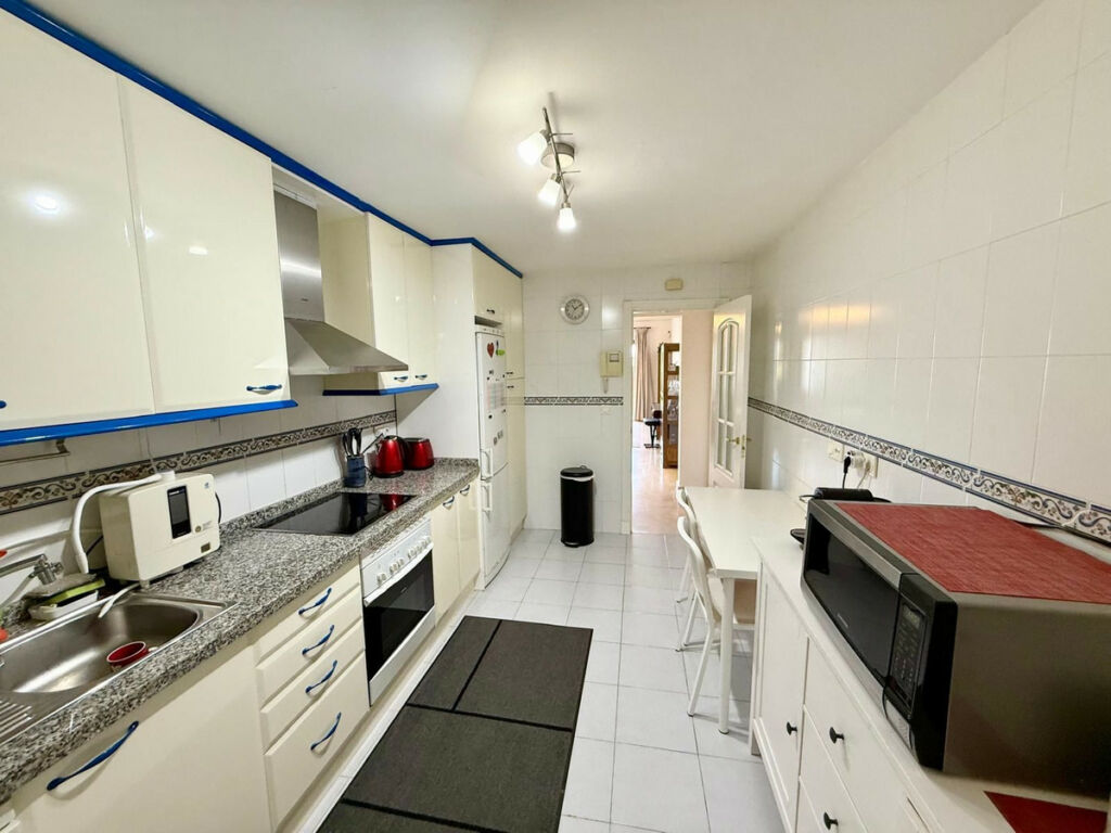 Ground Floor Apartment La Alcaidesa Cádiz - image 14