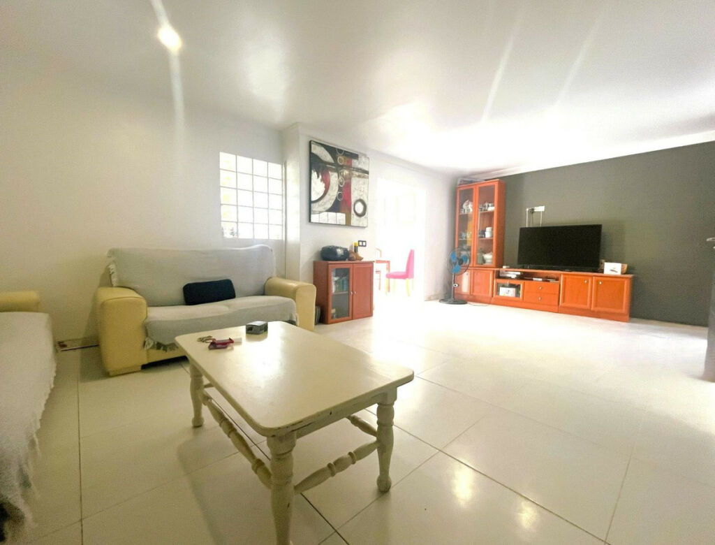 Semi-Detached House Estepona Málaga - image 14