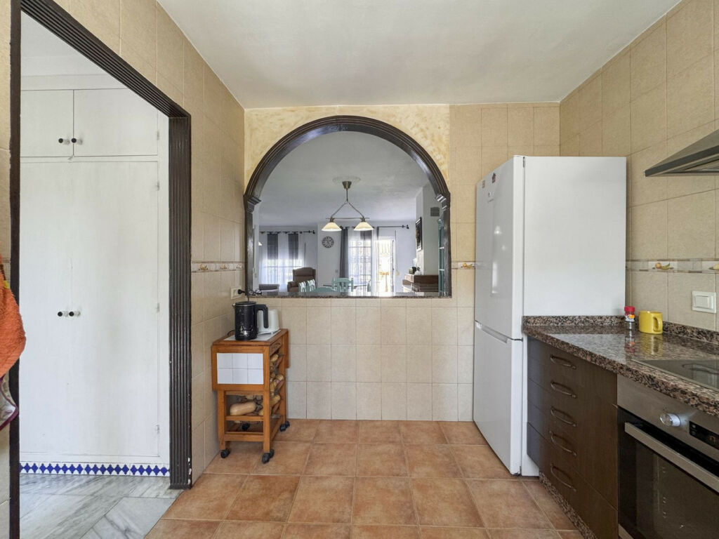 Townhouse Manilva Málaga - image 8